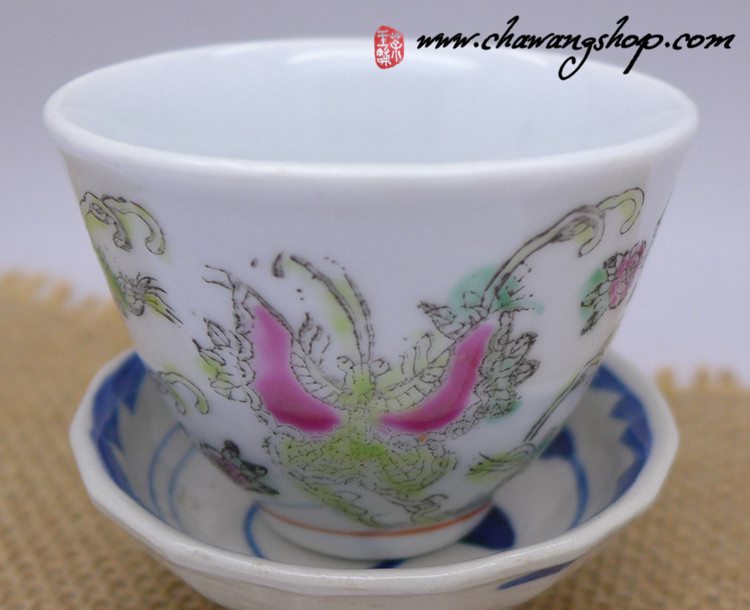 Jingdezhen Vintage Hand Painted Tea Cup "Butterfly and Melon- White" 50cc